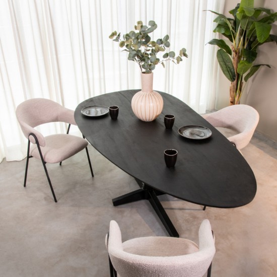 LABEL51 Eetkamertafels.