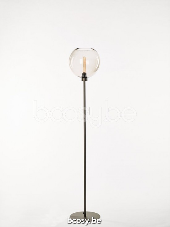 Lampes Raides Venotti Luminaires D'intérieur Venotti Binnenverlichting Venotti Lamparas Venotti Lampes Venotti Luminaires Venotti vloerlamp .