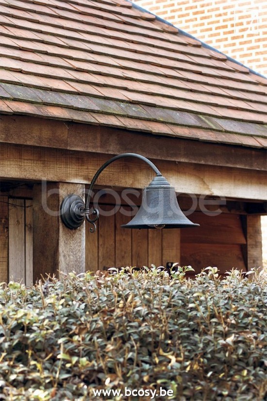 Feluce FEL-081-P Feluce Wandlamp boog landelijk 30cm of 37cm Ø brons buiten.