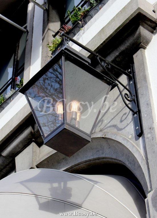 Authentage Buitenwandlampen Buitenmuurlampen Gevelverlichting Appliques Murales d'extérieur Outdoor Wall Lamps Aussen Wandleuchten Aussenwandlampen.