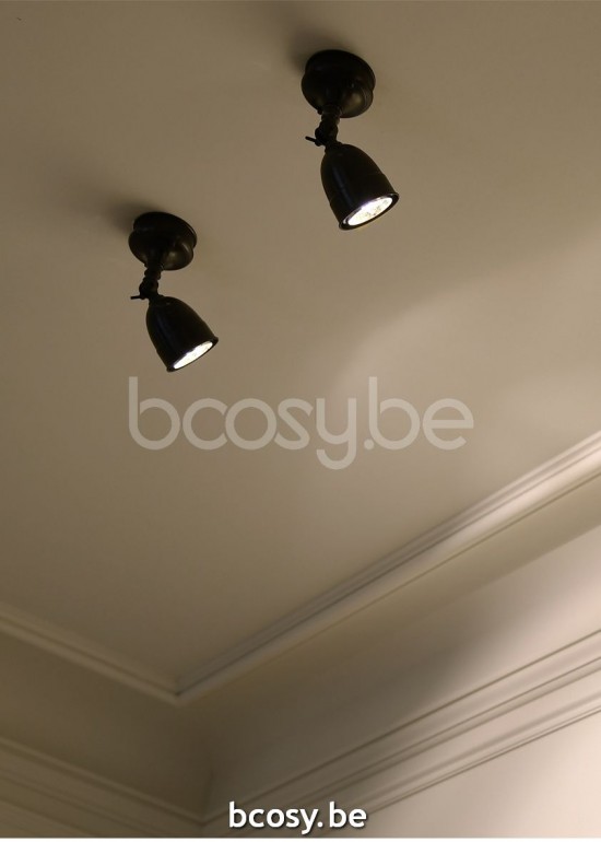 Authentage Opbouwspots Spots montés en surface Surface mounted spotlights Anbaustrahler Spotleuchten Aufbauleuchte.