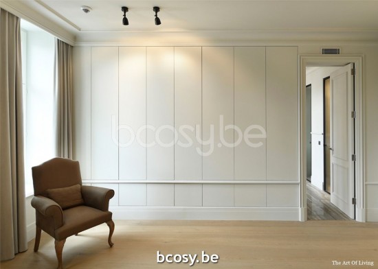 Authentage Poire on round base Bronze POI0L1F83.