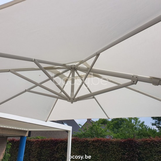 Jardinico ANTEGO 300x300 Quadratischer Freiarmschirm Weisser Mast Stoff Natural Classic-Acryl solids.