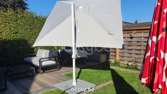 Jardinico ANTEGO 300x300 Parasol Ombrelle À Mât Libre Parasol Décentré Suspendu Deporté Pendant Flottant Carré 3x3 Mât Aluminium Thermolaqué En Blanc Mat| Toile-tissu Gris Nature Classic-Acryl solids.