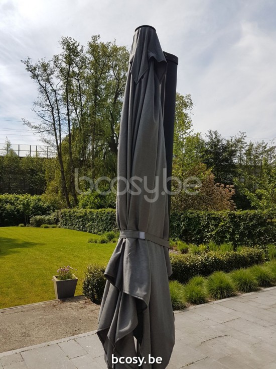 Jardinico ANTEGO 300x300 Parasol Deporté Mât Antracite Toile Black Classic-Acryl solids.