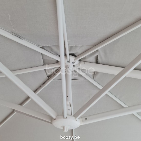 Jardinico AZORE 300x300 Parasol Deporté Mât Blanc Toile Cloud solution dyed acrylic.