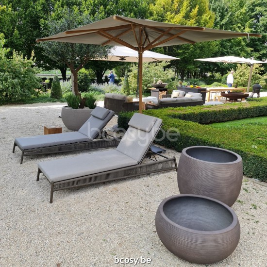 Jardinico CARTELLO Round Plant Pot Large Marone.