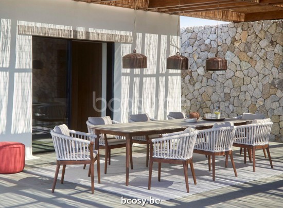 Jardinico LEGNA garden outdoor dining armchairs.