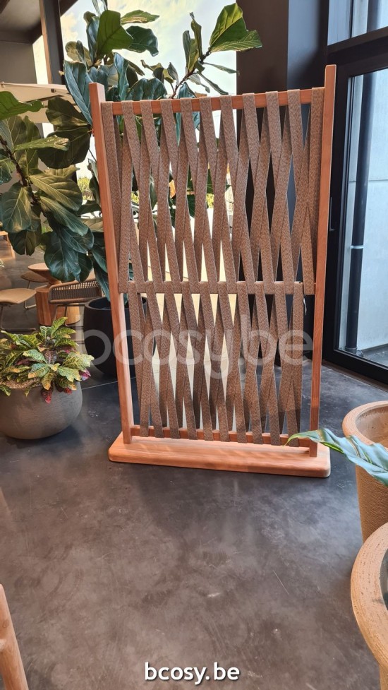 Jardinico NOA Garden divider high teak - artichoke strap.