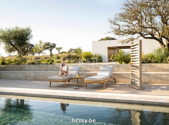 Jardinico NOA Quadratischer Beistelltisch Teakholz.