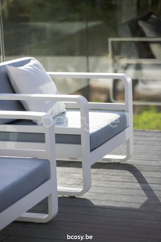 Jati&Kebon Reno garden outdoor lounge sets White mat aluminium.