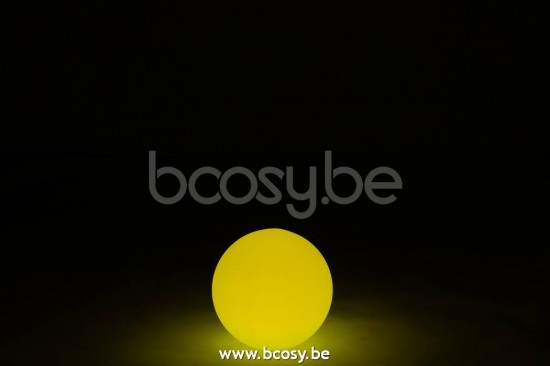 J Line Jline Lamp Ball Outdoors Led Plastic Mix Small Lampenfusse Mit Schirmen Tischlampen Tischleuchten Innenleuchten