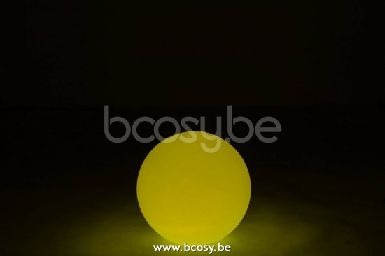 J Line Jline Lamp Ball Outdoors Led Plastic Mix Medium Lampenfusse Mit Schirmen Tischlampen Tischleuchten Innenleuchten