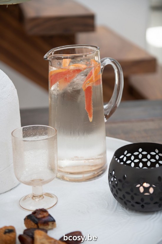 J Line Porta T Light Perforato Ferro Nero Opaco Fotóforo Perforado Hierro Negro Mate.