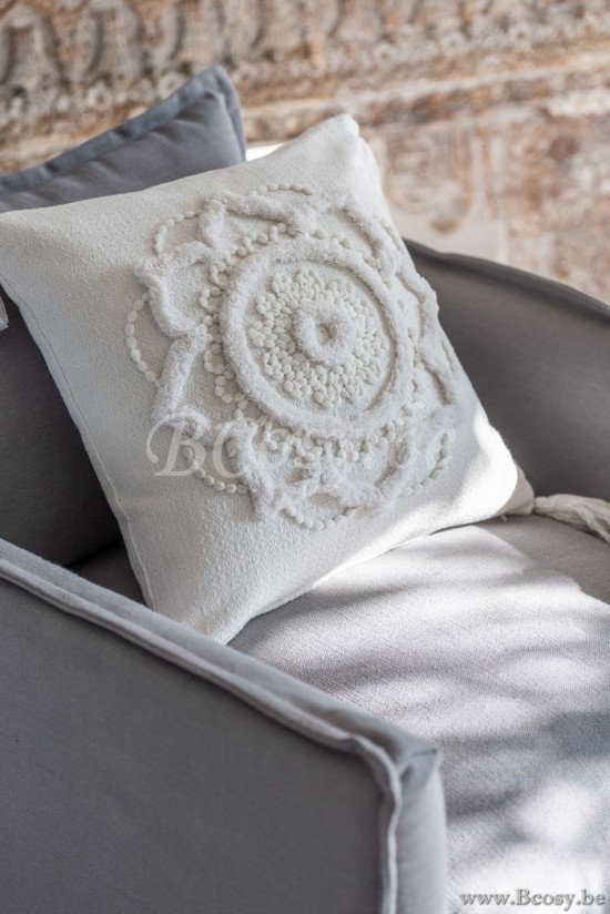 Jline Almohada Flor Borlas Algodon Blanco