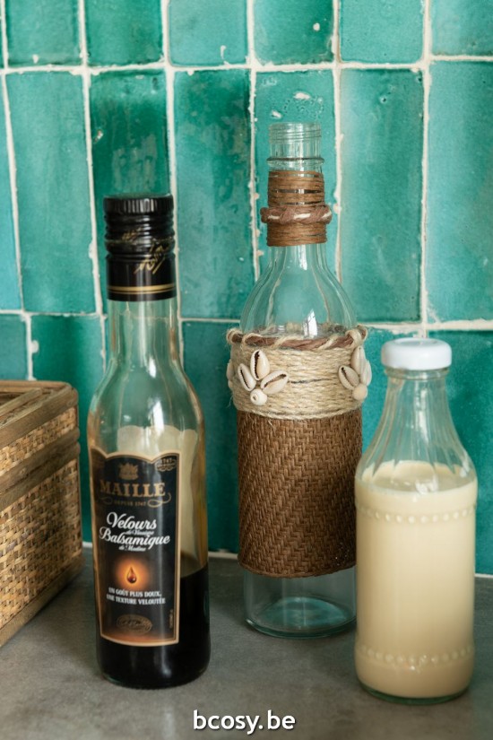 Jline Bottel Decoration With Shells Glass Brown.