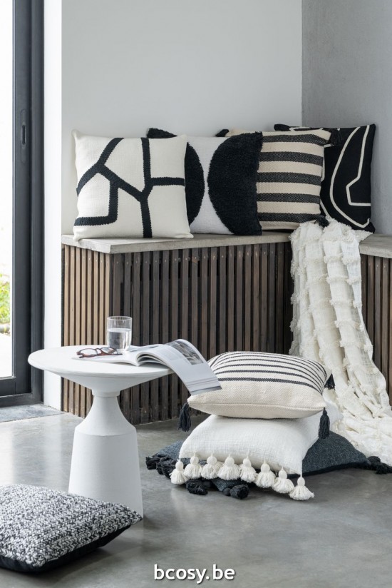 J Line Cuscino Righe Tessuto Bianco Nero Cojín Línea Textil Blanco Negro.