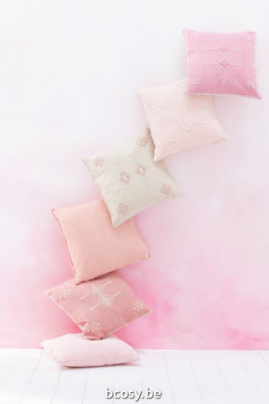 Jline Cojin Diamantes Flechas Algodon Crema Rosa.