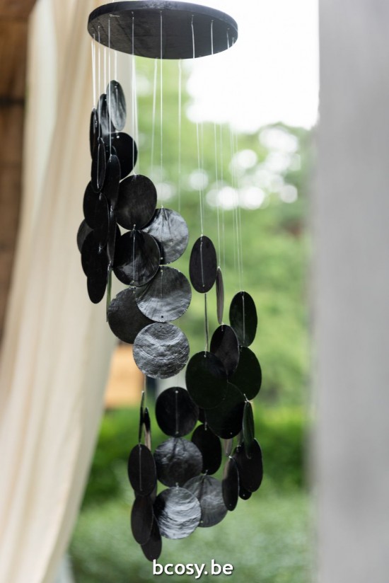 Jline Carillón Escama Concha Negro.