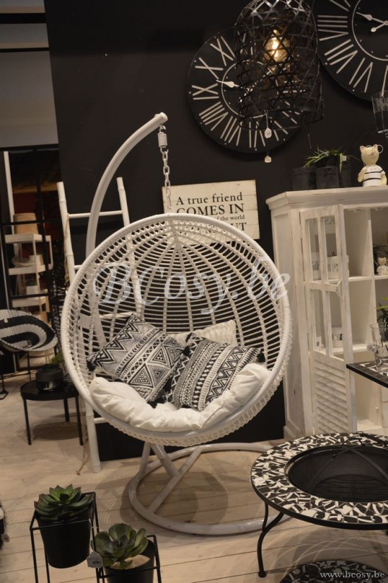 Jolipa Jline Chaise Suspendue Rond Acier Blanc