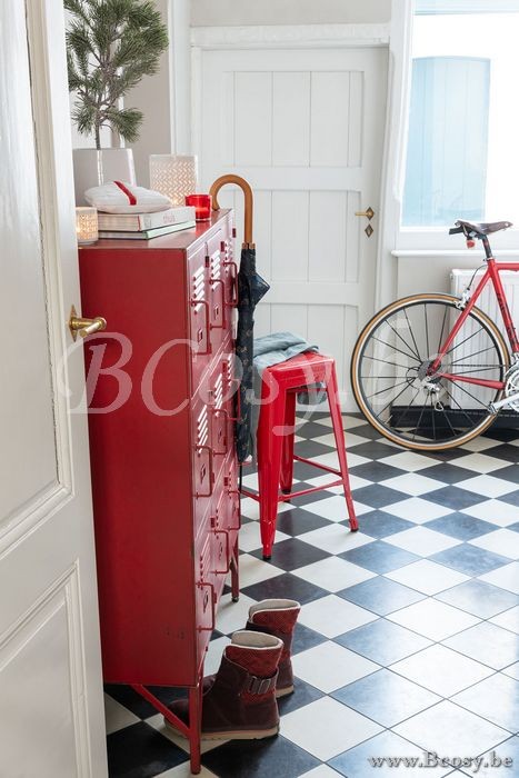 JLine J Line 97861 Kast 9 Laden Metaal Rood 85 buffetten dressoirs dressoirkasten buffetkasten commodes commodekasten met deuren en lades