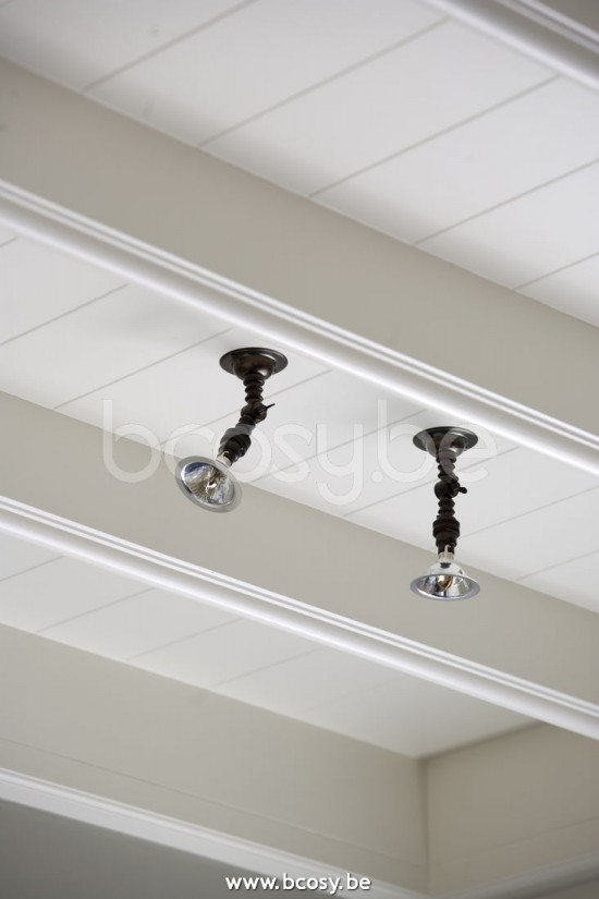 Tekna Nautic LILLEY SPOT-LED-donkerbrons met lamp en driver.