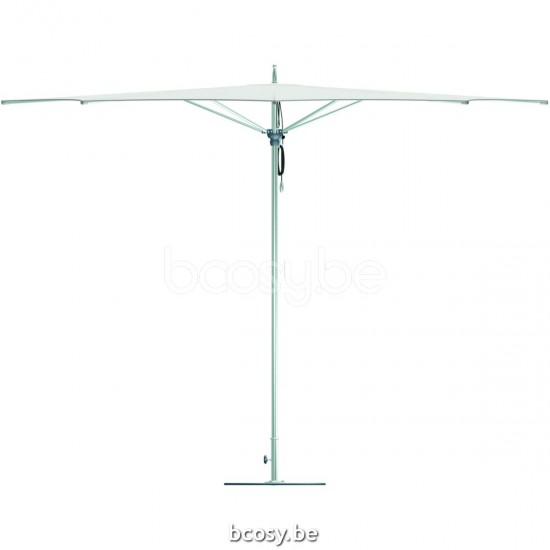 TUUCI Parasols droits à mât central en aluminium.