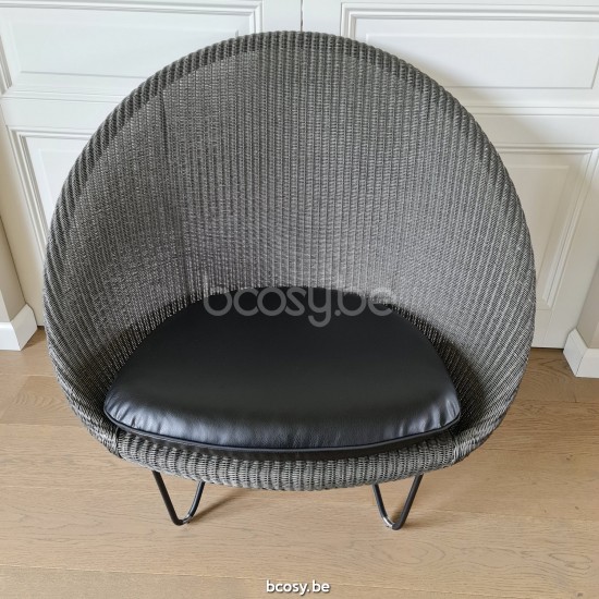 Vincent Sheppard Joe loveseats Zwart Gepoedercoat Stalen frame Oester Lloyd Loom.
