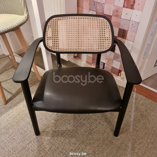 Vincent Sheppard Titus Fauteuil de repos Cadre en Chêne Noir teinté Cuir Noir Vegan.