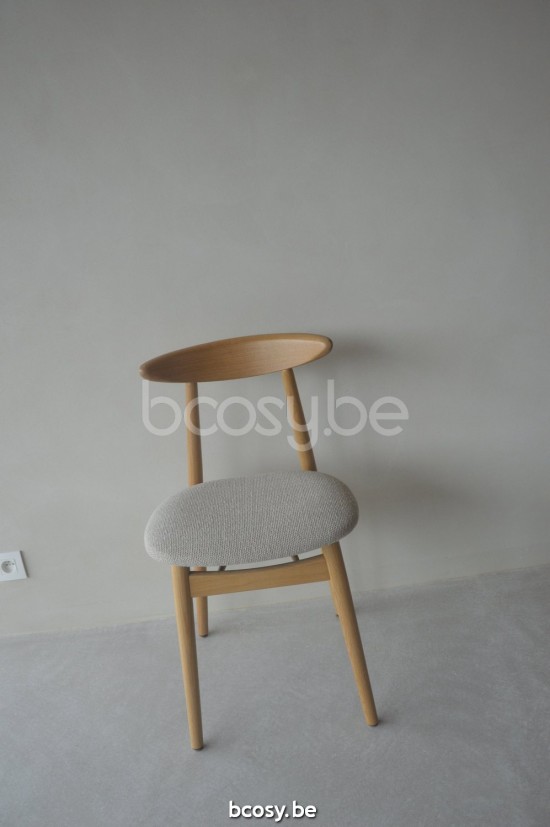 Vincent Sheppard Vincent Sheppard Teo Dining Chair Natural Oak frame Lime White Bouclé.