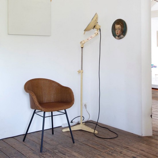 Vincent Sheppard Avril Chaise Cadre en Acier A Revêtement en poudre noir Lloyd Loom Caramel.