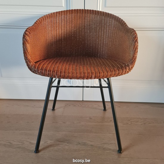 Vincent Sheppard Avril armstoelen Zwart Gepoedercoat Stalen A frame Caramel Lloyd Loom.
