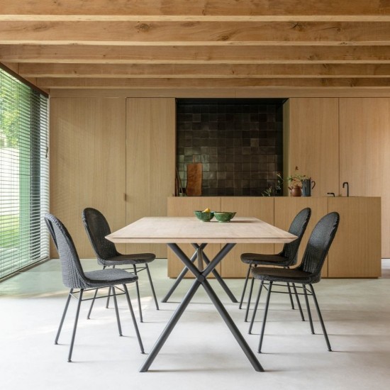 Vincent Sheppard Yann Stuhl Rahmen aus Schwarz pulverbeschichtet Stahl A Schwarz Lloyd Loom.