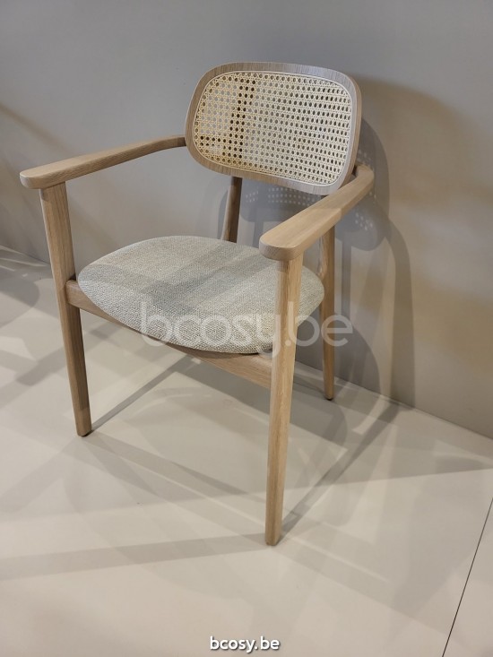 Vincent Sheppard Titus Lehnstuhl Rahmen aus Naturfarbener Lack Eiche Gepolstert nach Maß.