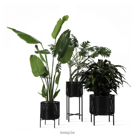 Vincent Sheppard Ivo Rond Pot à plantes moyen Cadre en Acier Noir Cordon en osier Noir Polyéthylène.