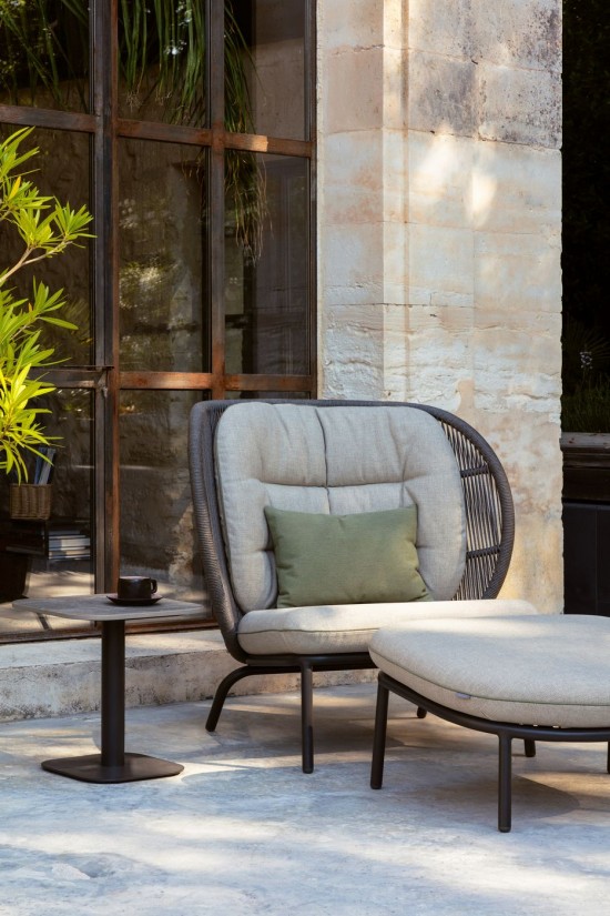 Vincent Sheppard Kodo Voetsteun Fossil Grey Aluminium frame.