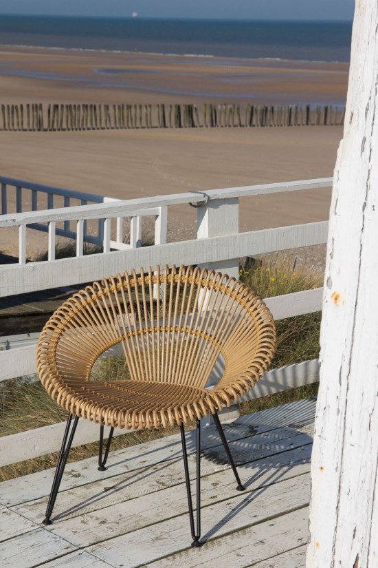 Vincent Sheppard Roy Kamelstuhl Roy Lazy Sessel Rahmen aus Schwarz Stahl Kamel Flechtwerk Polyethylen.