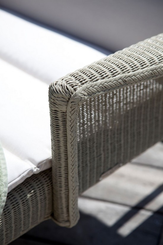 Vincent Sheppard Dovile Sonnenliege mit Armlehnen Nacré Lloyd Loom.