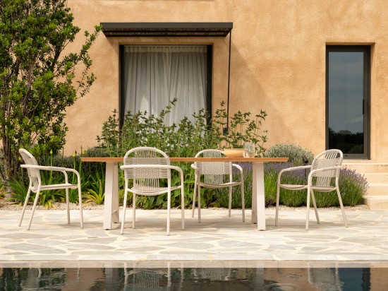 Vincent Sheppard Cleo Tuinstoelen Dune White Aluminium frame Dune White Touw Polypropyleen.