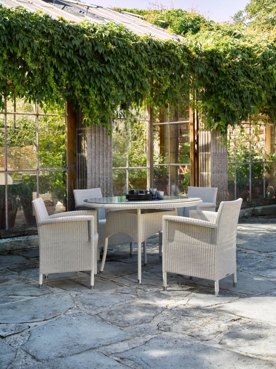 Vincent Sheppard Safi Aussensessel Gartensessel gartenstuhl gartenstuehle mit armlehne Alte Spitze Flechtwerk Polyethylen.