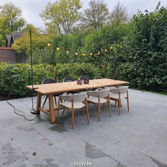 Vincent Sheppard Mona fauteuils de jardin Cadre en Teck non traité Tressage Vieille dentelle Polyéthylène.