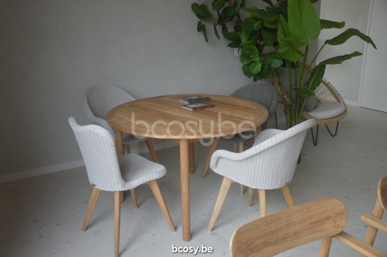 Vincent Sheppard Edgard garden outdoor dining armchairs Untreated teak frame Old Lace Wicker Polyethylene.