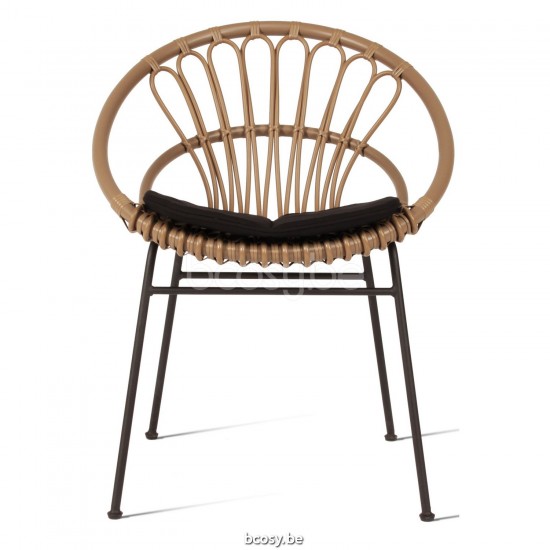 Vincent Sheppard Roxanne Chaise Cadre en Acier Noir Cordon en osier Chameau Polyéthylène.