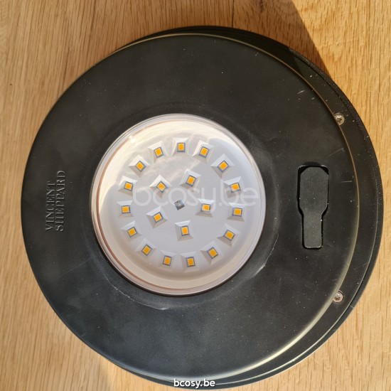 Vincent Sheppard Tika Vloerlampen Stalampen Staande Lampen Staanlampen Zwart Stalen frame Zwart Wicker koord Polyethyleen.