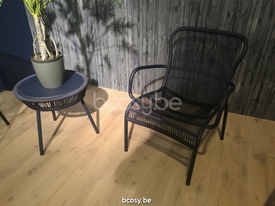 Vincent Sheppard Loop garden outdoor coffee side tables Black Aluminium frame Black Wicker Polyethylene.