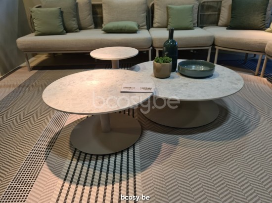 Vincent Sheppard Kodo tuinsalontafels bijzettafels koffietafels voor buiten terras Dune White Aluminium frame Round.