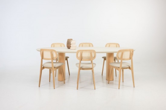 Vincent Sheppard Foster Table de salle à manger Ellipse 2 pieds Cadre en Chêne Contreplaqué dessus de table Minéral Blanc lunaire.