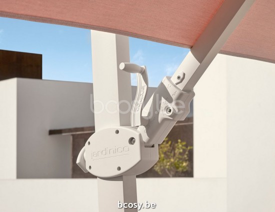 Jardinico ANTEGO 350XR Parasol Deporté Mât Blanc Toile Latte Sunbrella.