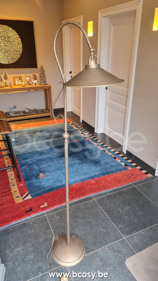 Marckdael biliardo Antique Brass Lampadaires Lampes Raides Debouts Sur Pied De Sol VVD VDV Verlichting van Dijck Dyck Markdaal.