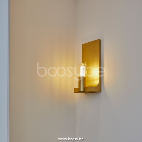 Tekna Arton WALCOTT wandlamp.